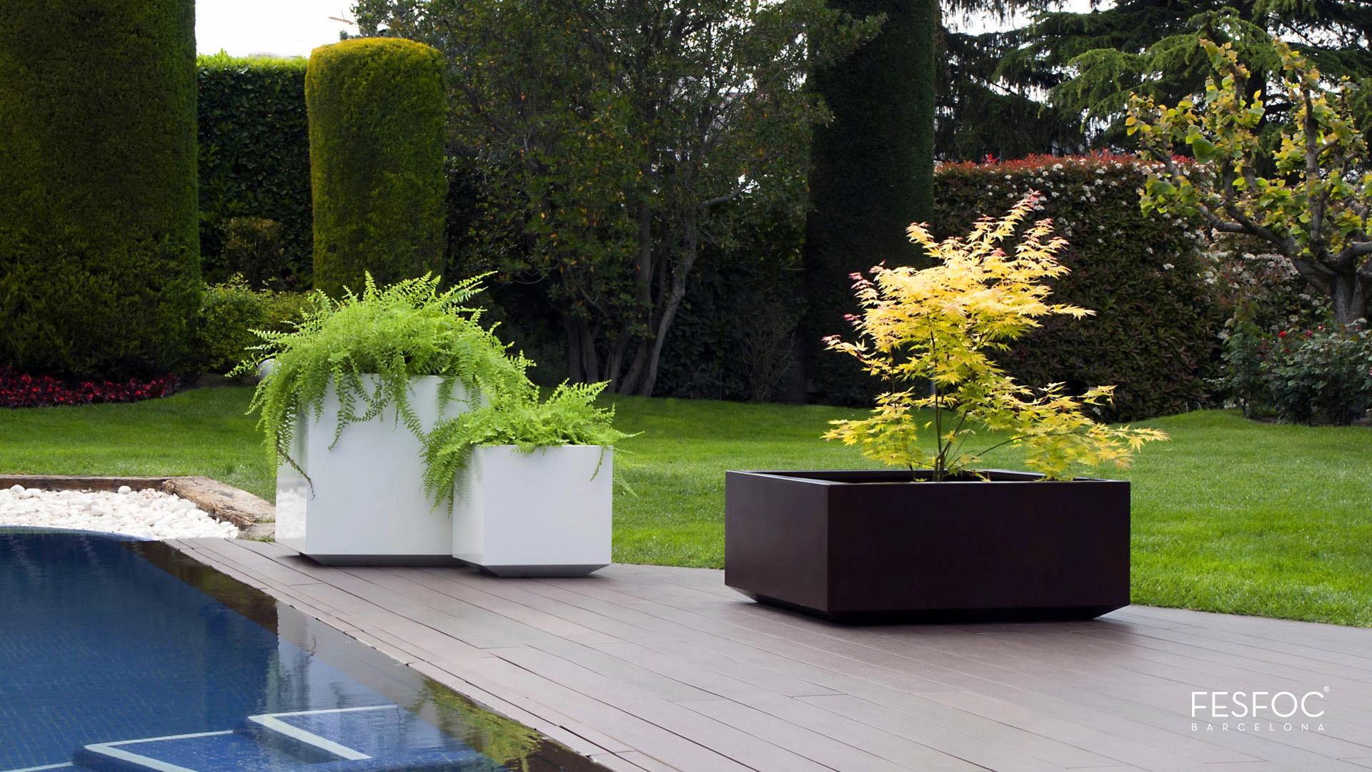 best outdoor tall planters