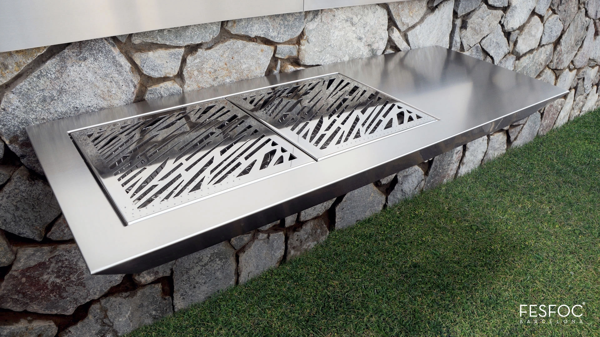 luxury charcoal grill