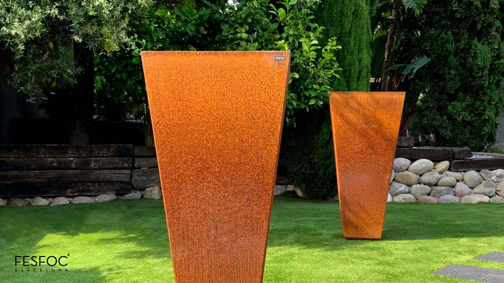 modern outdoor planters large