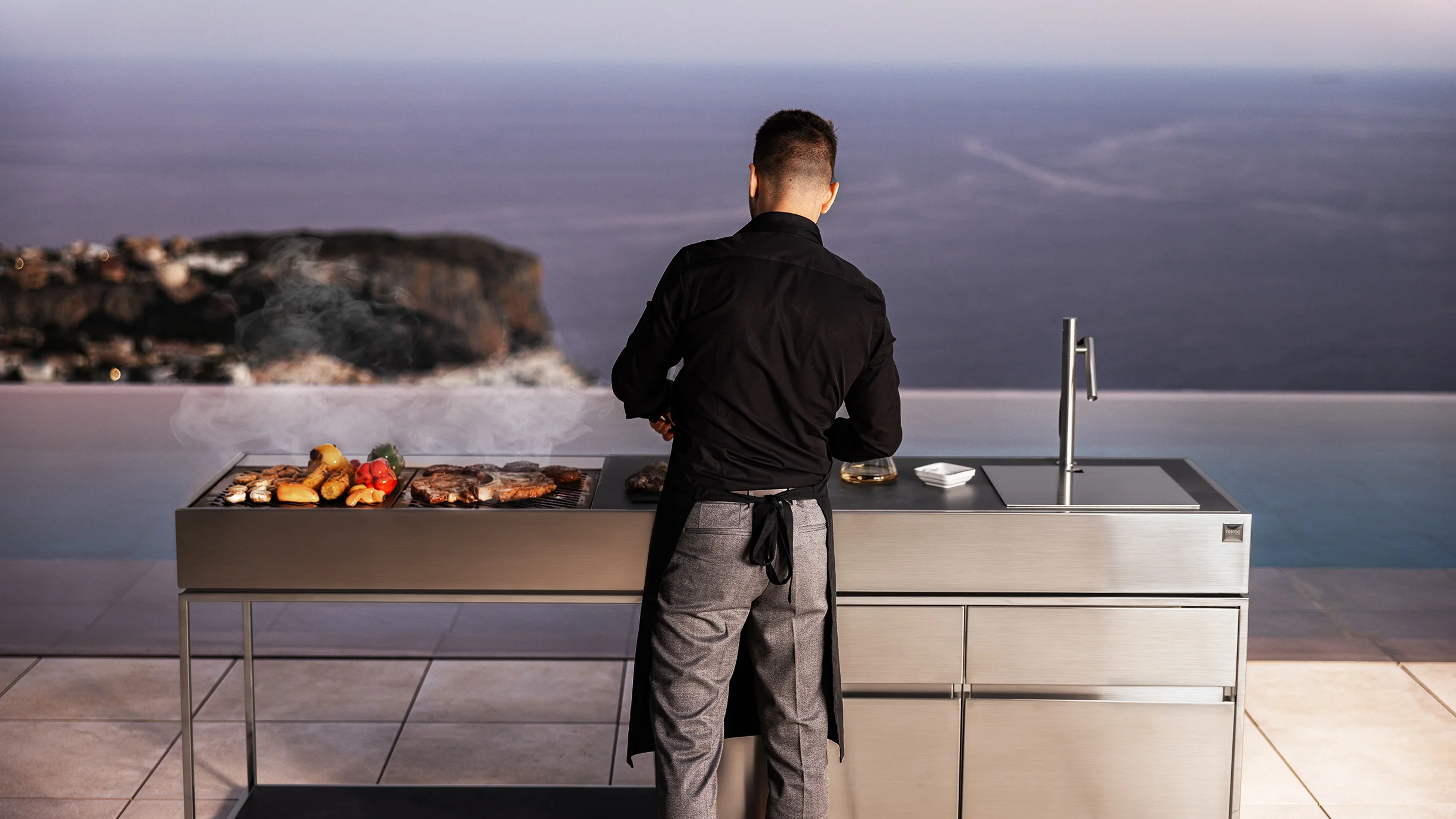 stainless steel outdoor kitchen