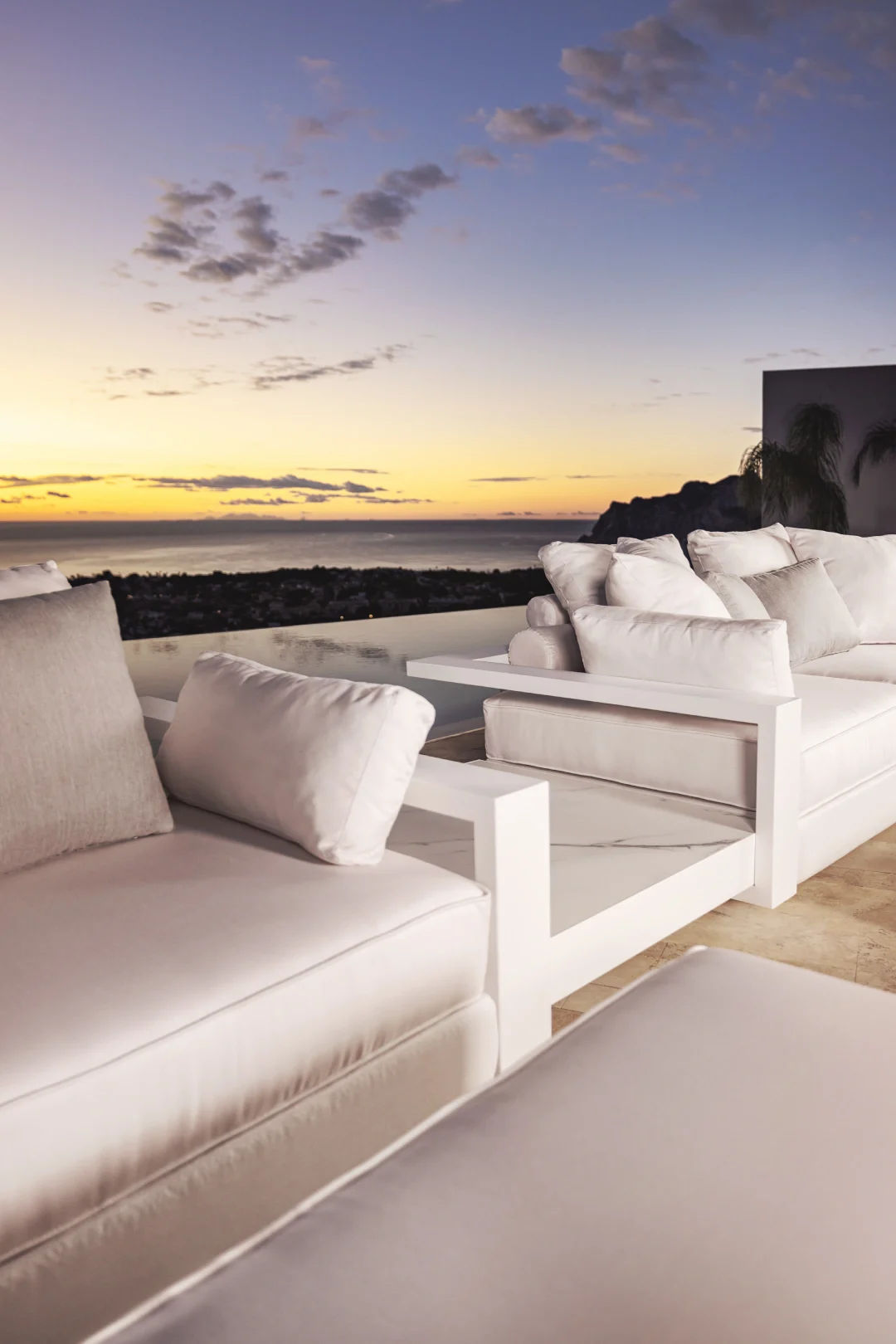 patio furniture luxury