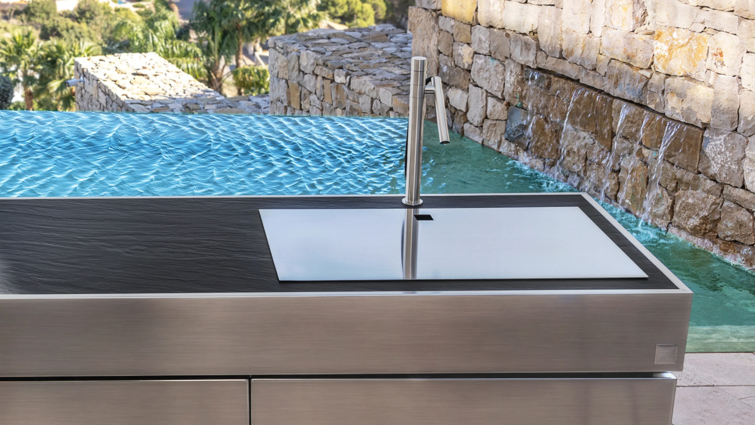 modern outdoor bbq kitchen