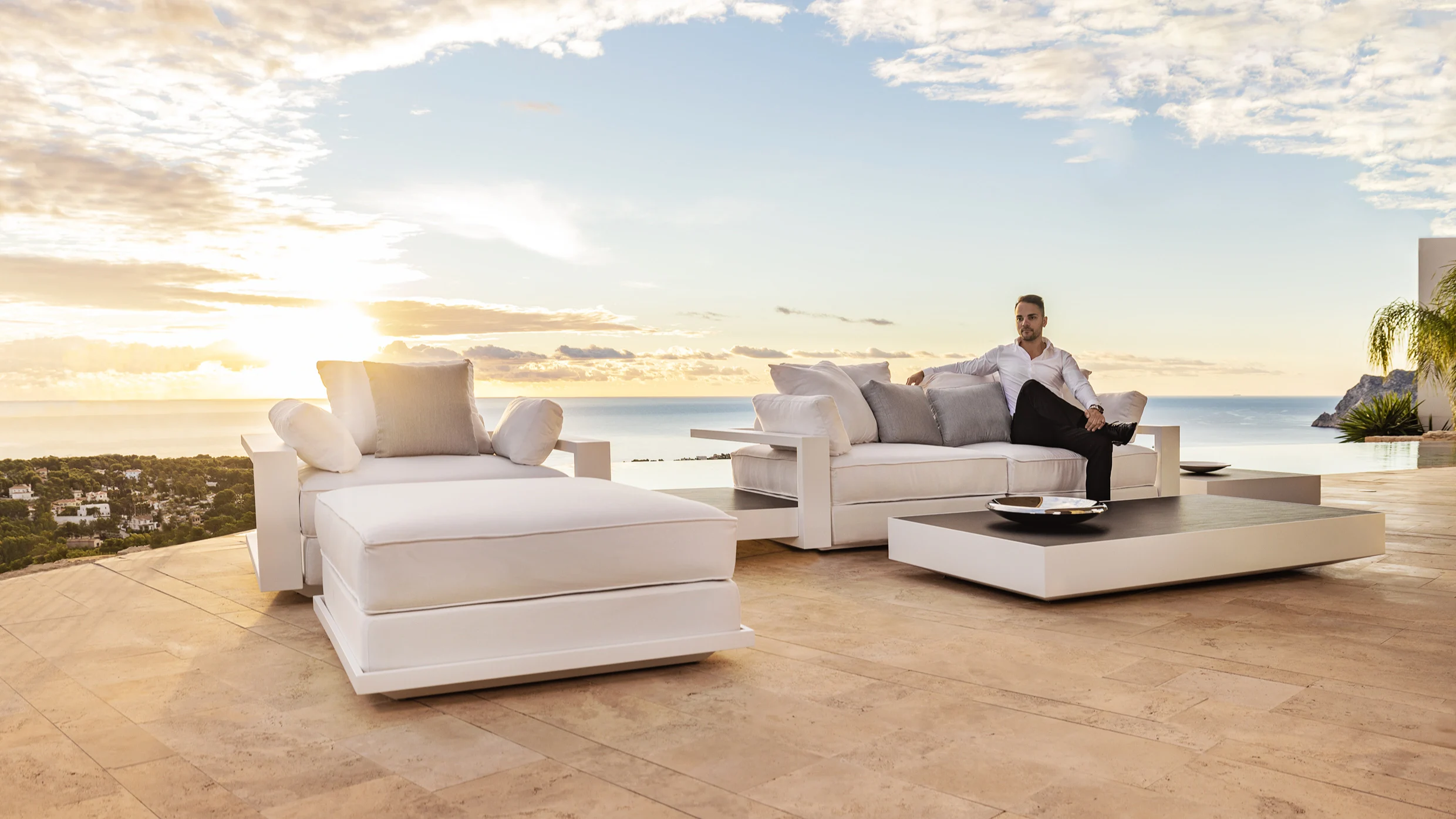 modern outdoor furniture