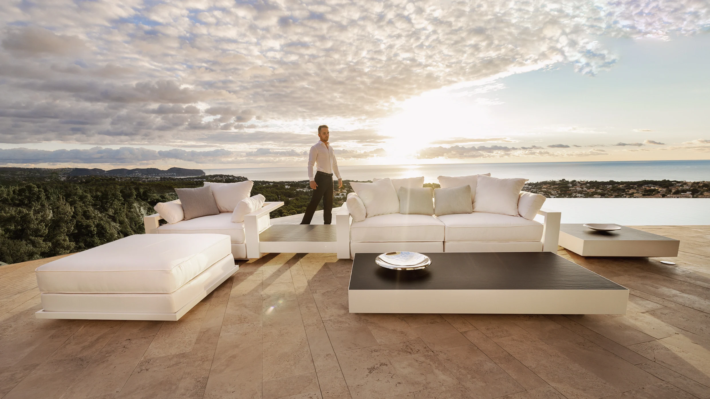 outdoor furniture luxury