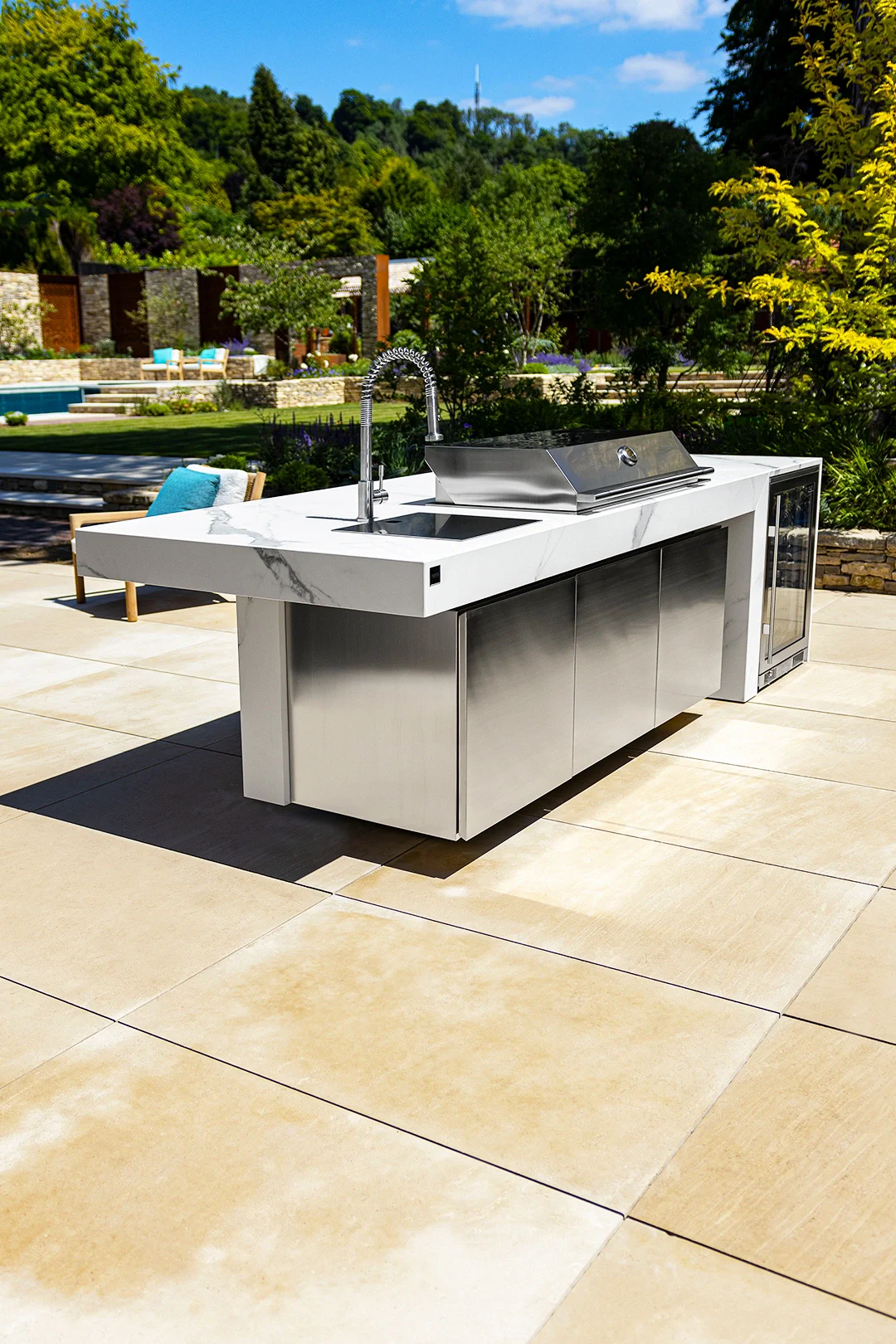 complete outdoor kitchen island