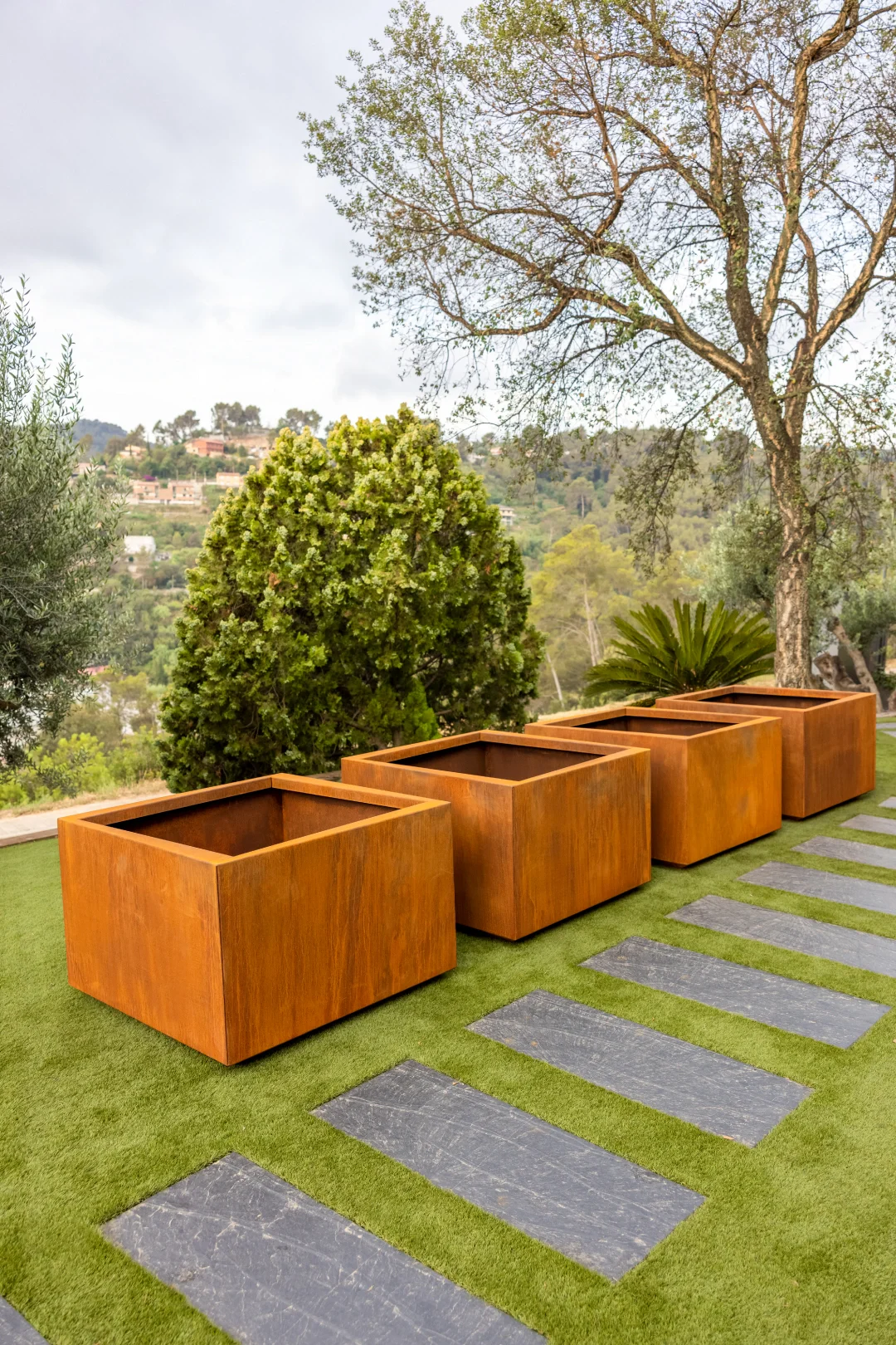 extra large square outdoor planters